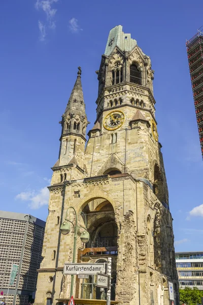 Διάσημο Βερολίνο Gedaechtniskirche - μνημειακή εκκλησία Kaiser Wilhelm στο Βερολίνο — Φωτογραφία Αρχείου