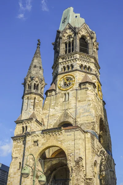 Διάσημο Βερολίνο Gedaechtniskirche - μνημειακή εκκλησία Kaiser Wilhelm στο Βερολίνο — Φωτογραφία Αρχείου