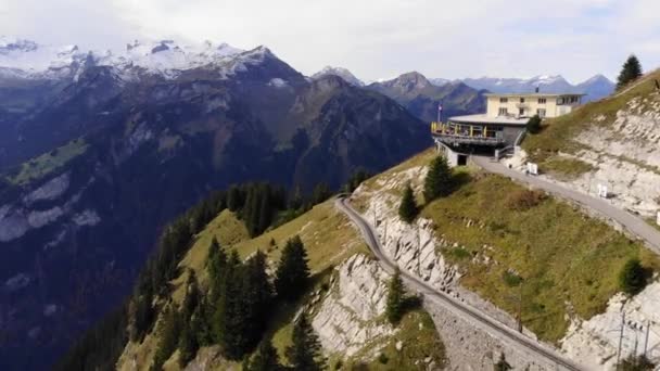 Wspaniałe góry Alp Szwajcarskich — Wideo stockowe