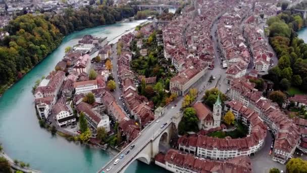 Den historiska stadsdelen Bern - huvudstad i Schweiz — Stockvideo