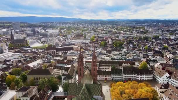 Luchtfoto over de stad Bazel Zwitserland — Stockvideo