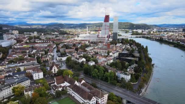 Basel - die berühmte Schweizer Stadt von oben — Stockvideo