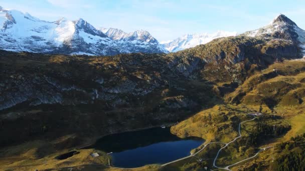 Punto di riferimento popolare nelle Alpi svizzere chiamato Bettmeralp in Svizzera — Video Stock
