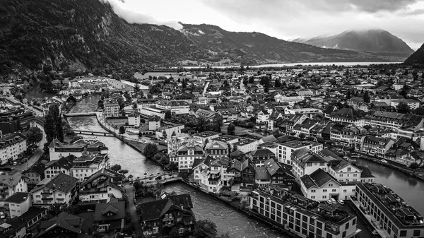 Αεροφωτογραφία της πόλης Interlaken στην Ελβετία — Φωτογραφία Αρχείου