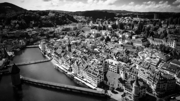 Centro di Lucerna Svizzera - vista dall'alto in bianco e nero — Foto Stock