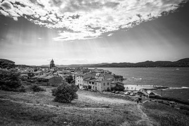 Aziz Tropez kalesinden güzel bir manzara - Aziz TROPEZ, FRANCE - 13 Temmuz 2020