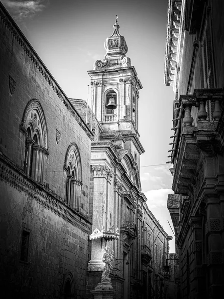 Edifícios típicos em Mdina Malta — Fotografia de Stock