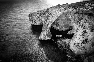 Malta 'daki Blue Grotto' da inanılmaz mavi su.