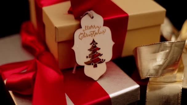 Cadeaus voor Kerstmis - XMAS Geschenkdozen — Stockvideo