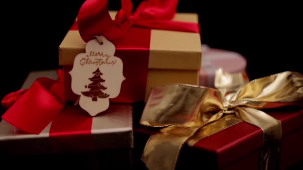 Das perfekte Geschenk zu Weihnachten - Nahaufnahme — Stockvideo