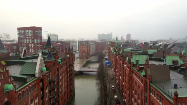 Berømte lagerdistrikt i Hamburg kalt Speicherstadt – stockvideo