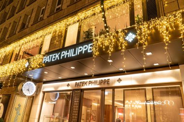 Hamburg 'daki özel Pattek Philippe mağazası - HAMBURG, GERMANY - 25 Aralık 2020