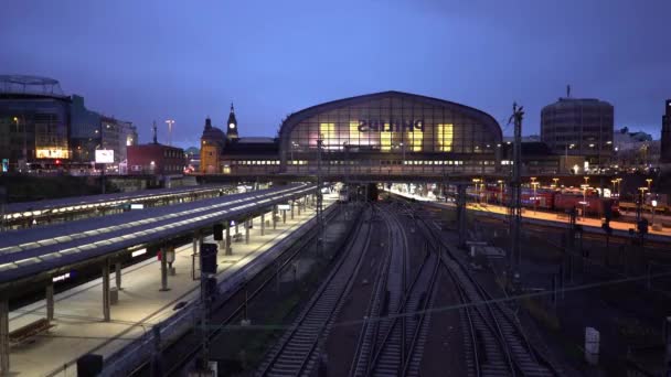 Stazione centrale di Amburgo la sera — Video Stock