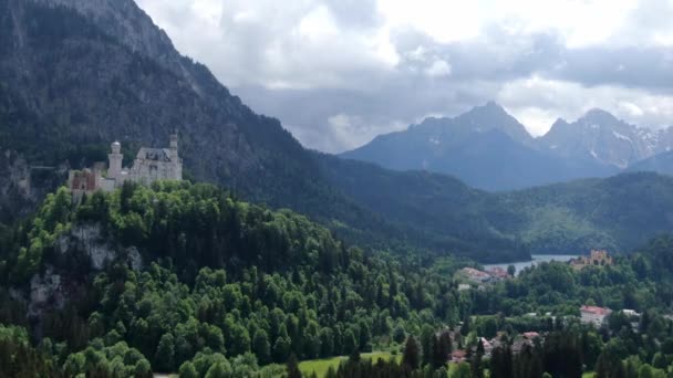 Διάσημο κάστρο Neuschwanstein στη Βαυαρία Γερμανία — Αρχείο Βίντεο