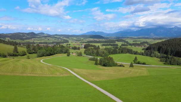 Den fantastiska gröna naturen av Allgau i Bayern Tyskland — Stockvideo