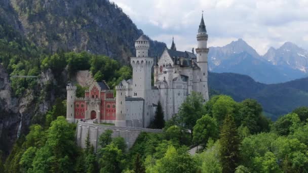 Famoso castillo de Neuschwanstein en Baviera Alemania — Vídeos de Stock