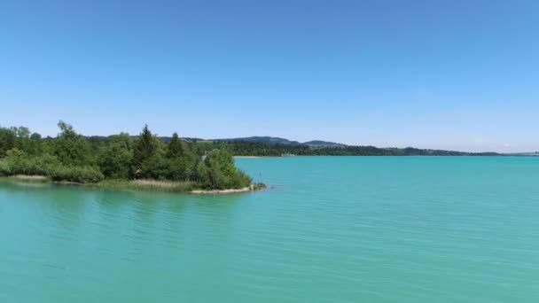 Luftaufnahme über den Forggensee bei Füssen in Deutschland — Stockvideo