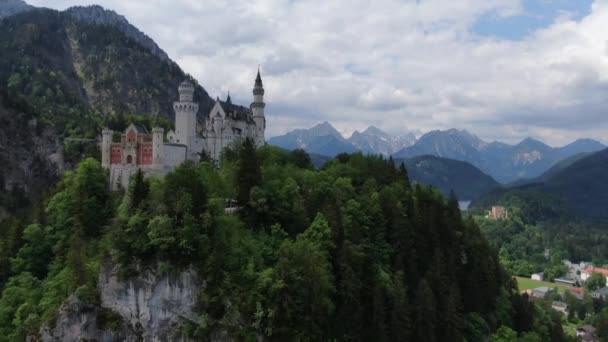 Słynny zamek Neuschwanstein w Bawarii Niemcy — Wideo stockowe
