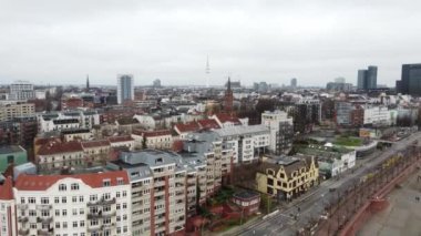 Hamburg St. Pauli 'nin limanında