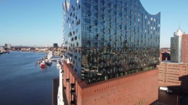 Hamburg 'daki ünlü Elbphilharmonie Konser Salonu - HAMBURG, Almanya - 25 ARALIK 2020