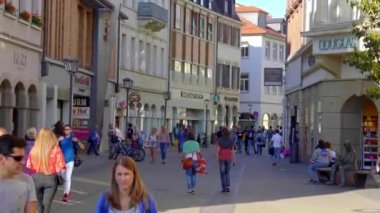 Heidelberg şehrindeki yaya bölgesi - HEIDELBERG, GERMANY - 28 Mayıs 2020