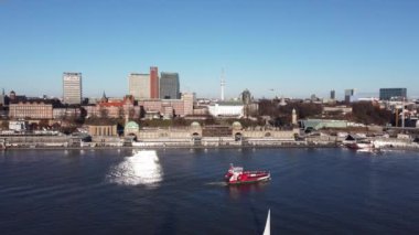 Yukarıdan Hamburg Almanya Limanı