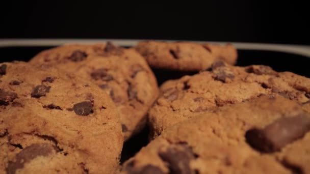 带有巧克力片的美国饼干 — 图库视频影像