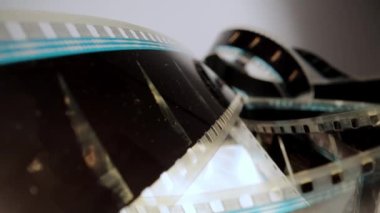 35 mm 'lik bir film şeridini kapat - makro çekim