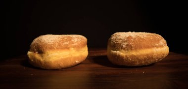 Fırınlanmış çörekleri yakından izle.