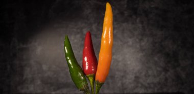 Rawit Chili biberleri yakın planda.