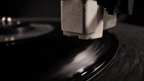 Nostalický vinylový záznam v detailu — Stock video