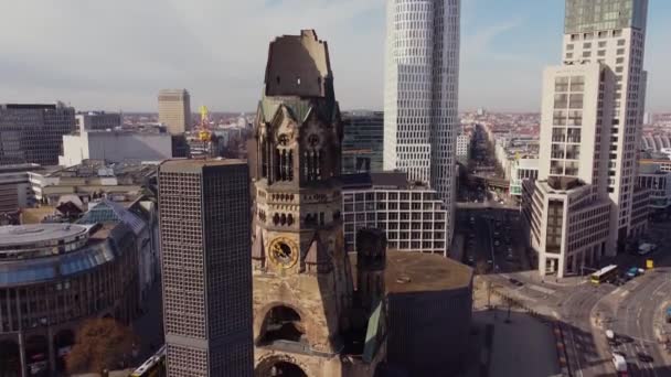 Famosa chiesa commemorativa dell'Imperatore Guglielmo a Berlino — Video Stock