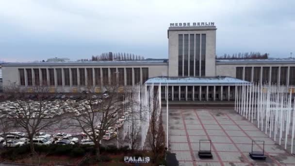 Recinto de exposiciones Berlín con torre de radio — Vídeos de Stock