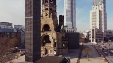 Berlin 'deki ünlü Kaiser Wilhelm Memorial Kilisesi