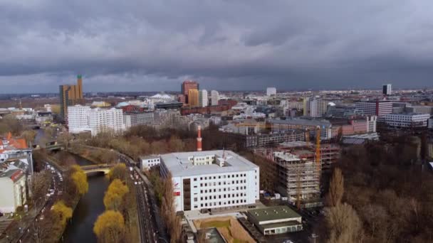 Flygfoto över staden Berlin — Stockvideo