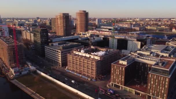 Πόλη του Βερολίνου από ψηλά - Αεροφωτογραφία - ΠΟΛΗ ΤΟΥ ΒΕΡΛΙΝΗΣ, ΓΕΡΜΑΝΙΑ - 10 Μαρτίου 2021 — Αρχείο Βίντεο