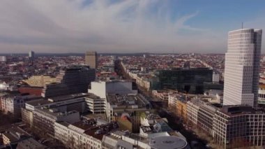 Berlin 'in çatısının üstünde