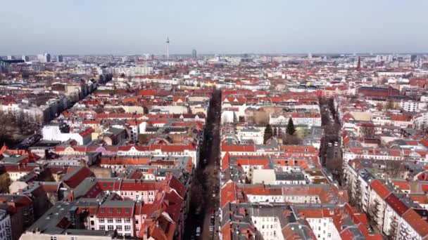Bloques de apartamentos en Berlín - vista desde arriba — Vídeos de Stock
