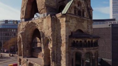 Berlin 'deki ünlü Kaiser Wilhelm Memorial Kilisesi