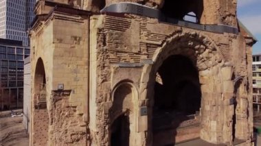 Berlin 'deki ünlü Kaiser Wilhelm Memorial Kilisesi