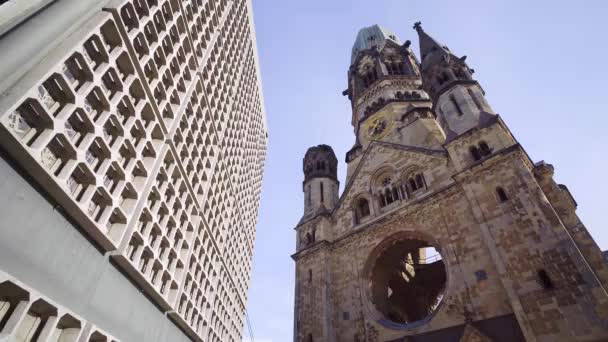Słynny Kościół Pamięci Cesarza Wilhelma w Berlinie — Wideo stockowe