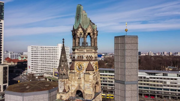 Berlin 'deki ünlü Kaiser Wilhelm Memorial Kilisesi