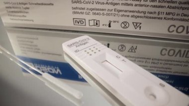 Sars COV 2 Hızlı Test - Covid-19 Antijen Testi - FRANKFURT, Almanya - 23 Mart 2021