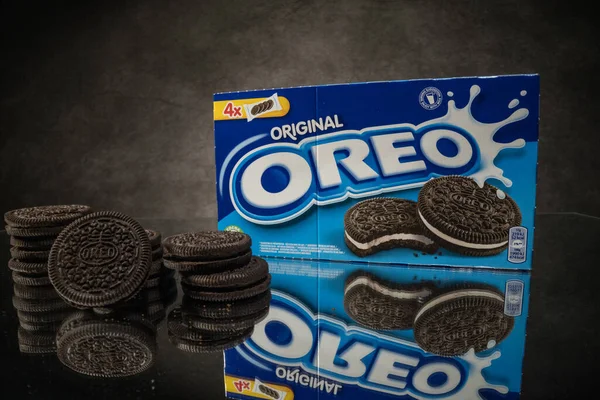 Oreo Kurabiyeleri Paketi - FRANKFURT, Almanya - 24 Mart 2021