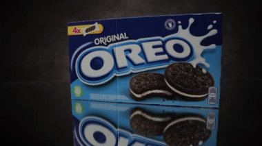 Oreo Kurabiyeleri Paketi - FRANKFURT, Almanya - 24 Mart 2021