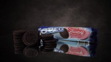 Oreo Kurabiyeleri Paketi - FRANKFURT, Almanya - 24 Mart 2021