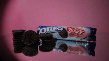 Oreo Kurabiyeleri Paketi - FRANKFURT, Almanya - 24 Mart 2021