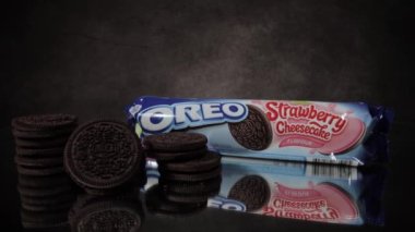 Oreo Kurabiyeleri Paketi - FRANKFURT, Almanya - 24 Mart 2021