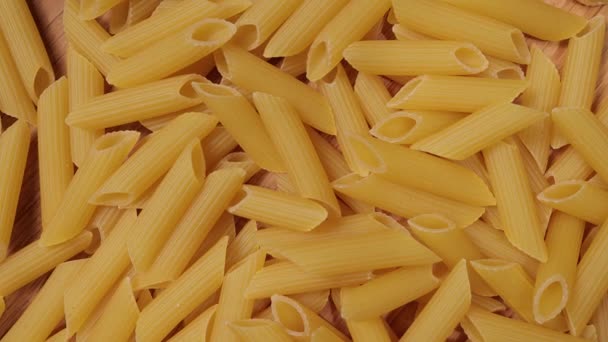 Italian pasta in top-down close up view - beautiful background — Stock Video