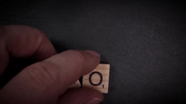 Escribir la palabra Lo siento con letras de madera — Vídeos de Stock